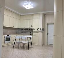 Продаж 3-кімнатної квартири, метро Позняки 3 хв пішки. Є відновлення .