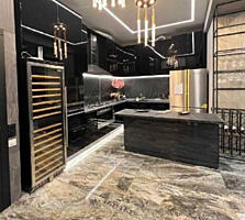 В продаже квартира с ремонтом на первом этаже в Малиновском районе. ..