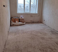 СРОЧНАЯ продажа. ТОРГ! Большая, теплая 3-ка в новом доме!