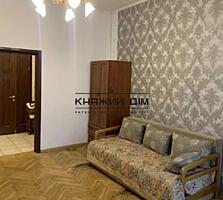 Продаж 2-х к. кв. по вул. Хрещатик буд. 29 в Печерському р-ні. ...