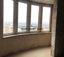 Продаж 2-рівневої квартири без ремонту, Дніпровська набережна, 19А. ..