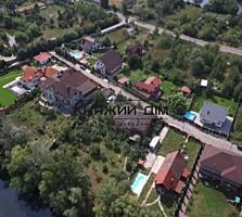 Срочно!!! Продам 2-х.этажный, кирпичный дом с выходом на воду. Дом ...