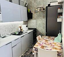 Продам однокомнатную в центре Молдаванки