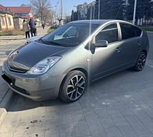 Продам Приус 20