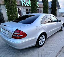 Мерседес 211