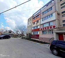 ЦЕНТР 2-к квартира ЧЕШКА 5/5 53,6/28,4/8,3 лоджия 6 м2 стеклопакеты