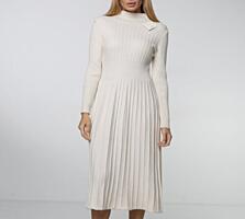 Платье белое (молочное)