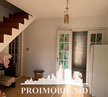 Vă propunem spre vânzare această casă cu 2 nivele,sect. Botanica, ...