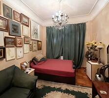 Продам 2-комнатную сталинку пл. Греческая