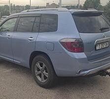 Toyota Highlander, Limited, 7 мест, полный привод. Возможен автокредит