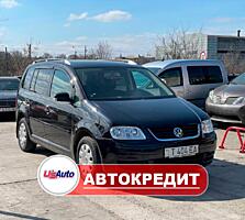 Volkswagen Touran (Доступен в Автокредит)