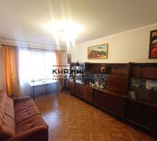 Пропонуеться на продаж хороша 3 кімнатна квартира бяля метро ...