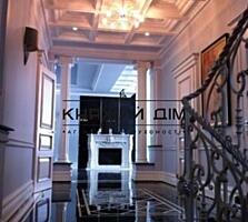 Без комиссии !!!Просторный Коттедж 809 м2 в 3 этажа на участке с ...