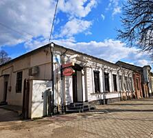 Уютная квартира на земле в центре.