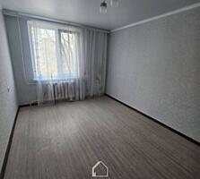 str.Independenţei, Botanica, Chisinau