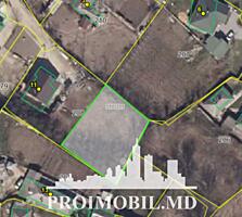 Spre vânzare se oferă teren pentru construcții, situat în Ialoveni, ..