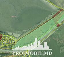 Spre vânzare se oferă teren pentru construcții, situat în r. ...