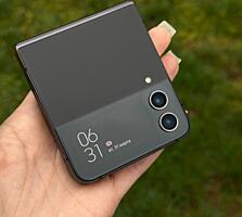 Samsung Galaxy Z Flip 4 — стиль и компактность