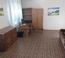 Пропонується до продажу роздільна 2-х кімнатна квартира по вул. ...