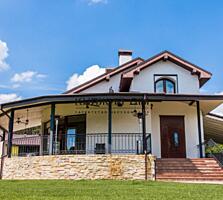 Дом с террасой- 290м2 на 10 сотках.Киево-Святошинский р-н с. Стоянка. 