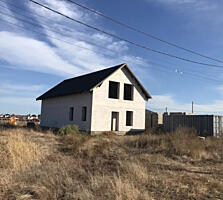 Продам 2-х этажный дом в Фонтанке (ТЦ "Ривьера")