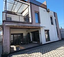 Дом 297м2 на участке 4,5 сотки Золотая горка