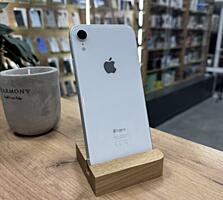 Apple iPhone XR 64GB White