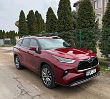 Toyota Highlander 2021 г (МАКСИМАЛЬНАЯ КОМПЛЕКТАЦИЯ)
