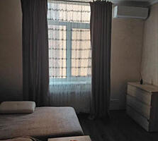 Продам квартиру 47 кв. м., 10/17, новый дом, жк Люксембург.