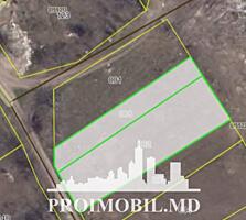 ​ Spre vânzare se oferă teren pentru construcții, situat însat. ...