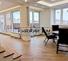 Продаж 4 кімнатної квартири ,Дніпровська набережна 19-А,ВСТАНОВЛЕНИЙ .