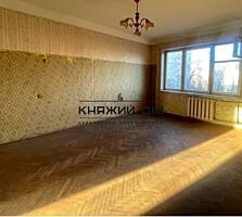 Пропонується до продажу 2-х кімнатна квартира на Харківському Шосе ...