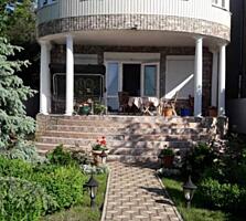 На первой линии живописного района 411-й Батареи предлагается к ...