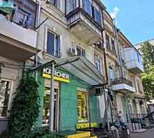 В продаже две комнаты в коммунальной квартире в хорошем жилом ...