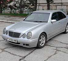 Продам Мерседес 210 (2.7 CDI)