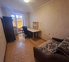 Продам 3-комн. 4/9, Малиновского. 65/42/7,5. Кирпичный дом. Санузел р