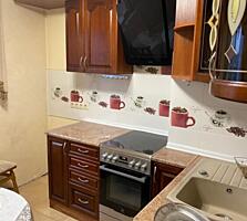 Продам 4-комн квартиру на Ак. Вильямса/ Ак. Королева