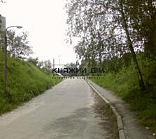 Продаж земельна ділянка правильної прямокутної форми, рельєф рівний. .