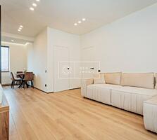 Se vinde apartament absolut nou, cu o vedere superba spre parc ! ...