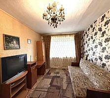 Продаю 2-ну квартиру. 13 Лінія. Район 30 СШ. 1 поверх