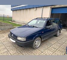 Продам Фольксваген Пассат Б3.1.8 бензин 1988г