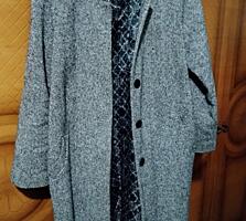 Продам женскую одежду