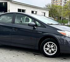 Продам Toyota Prius 30 в отличном состояние!