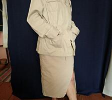 Актуальная в стиле "сафари" куртка, жакет, ветровка.