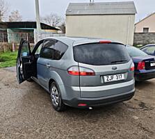 Продам форд S- MAX 2008 года выпуска покупалась в Италии не гниёт ко