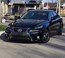 Lexus is 250, полный привод!