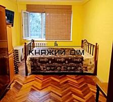 Пропонуеться на продаж 2 кімнатна роздільна квартира на Берестейської 