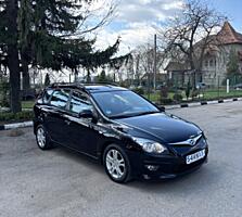 Hyundai i30, 2011г, 1.4 бензин-пропан, растаможена