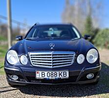 Продам автомобиль mercedes E220 2008 год
