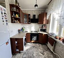 Продается хорошая 3-х комнатная квартира на Балке «Комета»